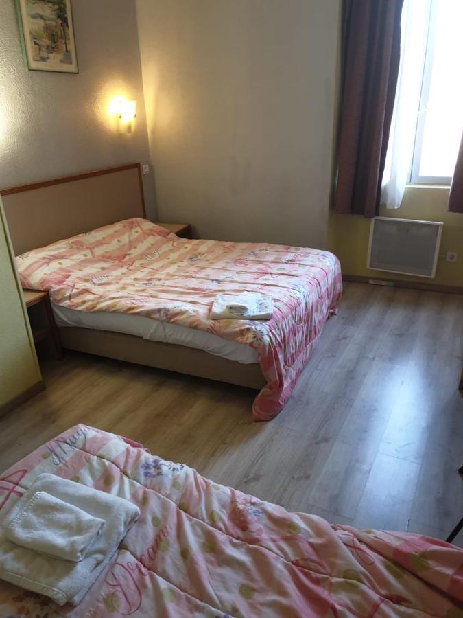 Hotel De La Gare Romans-sur-Isère Exteriör bild