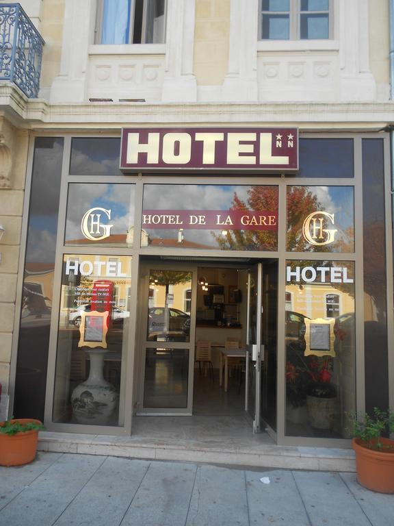 Hotel De La Gare Romans-sur-Isère Exteriör bild
